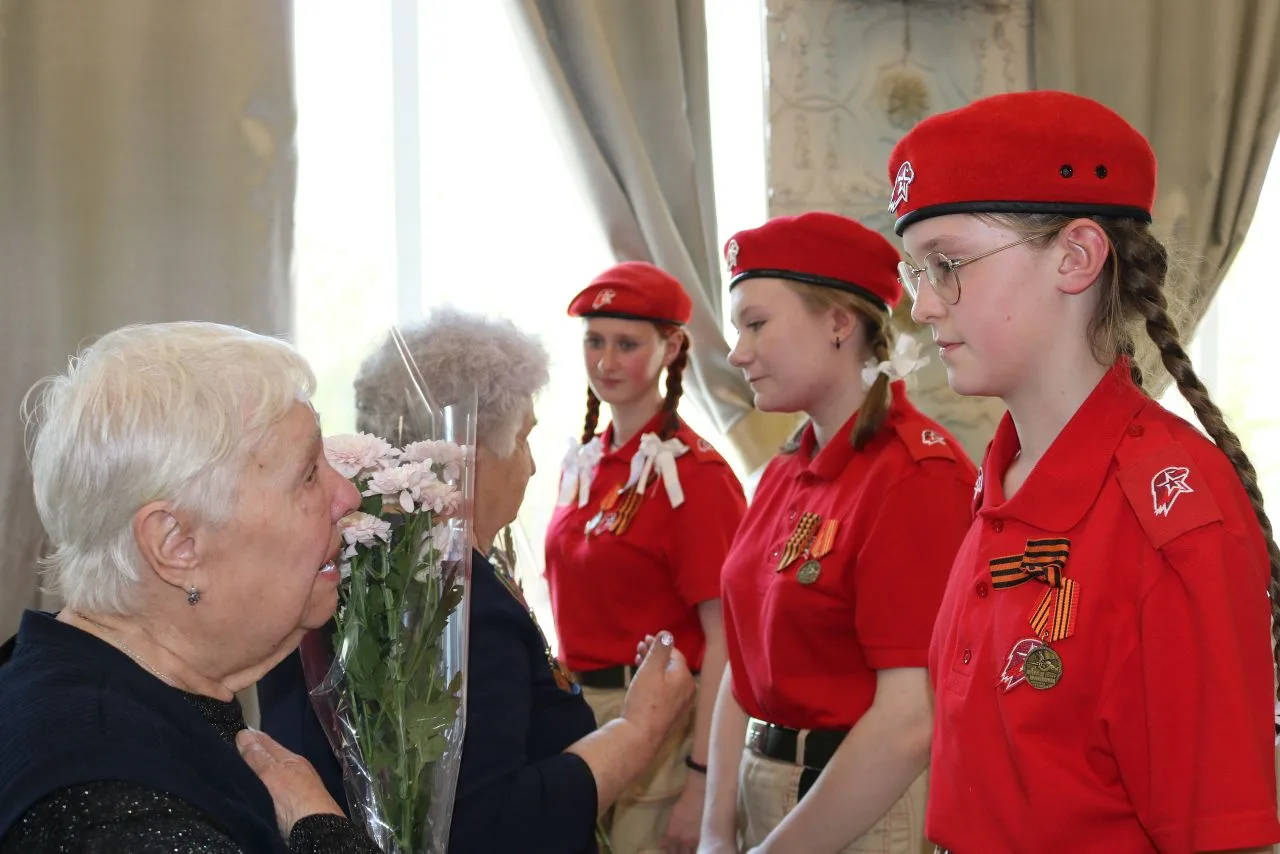 🎖 «Мы помним! Мы гордимся!»    Сегодня в нашей школе состоялся концерт, посвящённый 81-й годовщине П