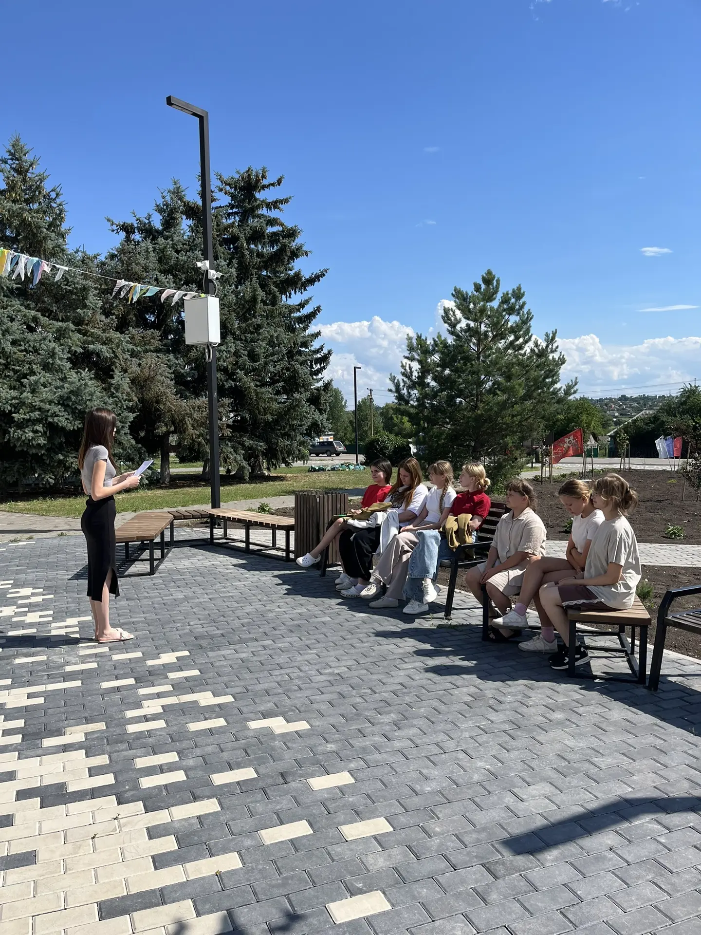 ✅Работники МБУК Осиковского с/п провели беседу «Страшная истина терроризма» 
❗️В ходе беседы ребята 