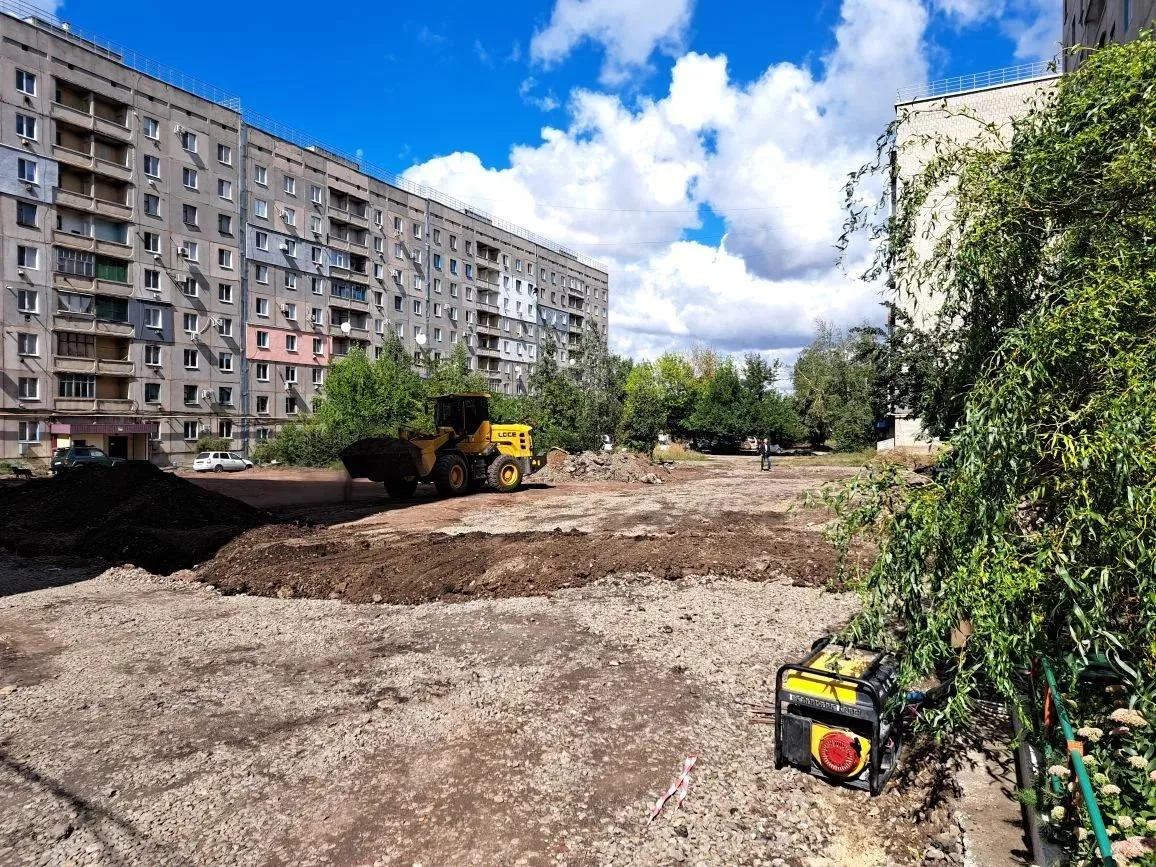 🏗 В Свердловске благоустраивают микрорайон «Центральный»