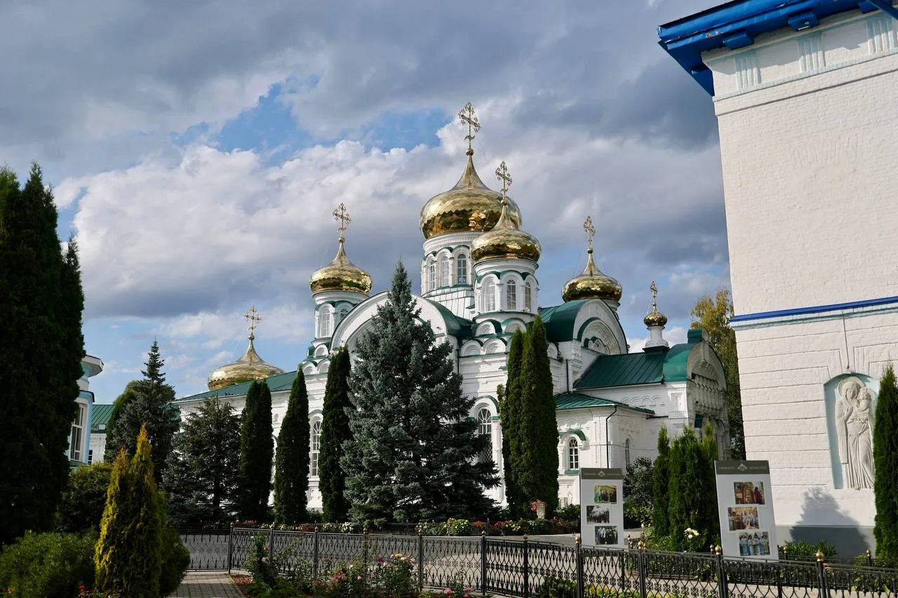 ⚡️ В канун праздника Грузинской иконы Божией Матери митрополит Кирилл совершил всенощно...