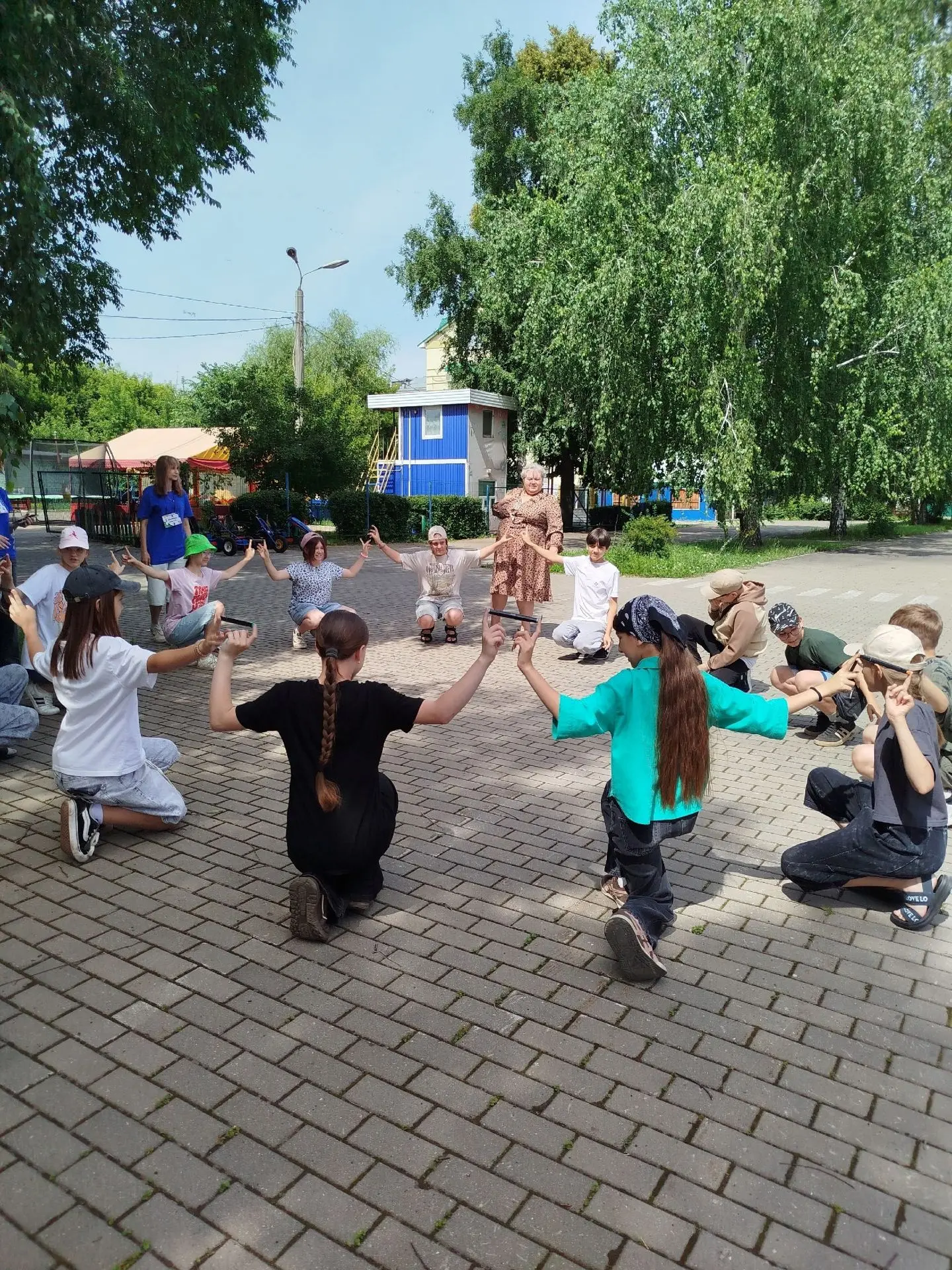 25 июня - День единства народов России. В отрядах посмотрели презентацию, посвящённую Году Единства 