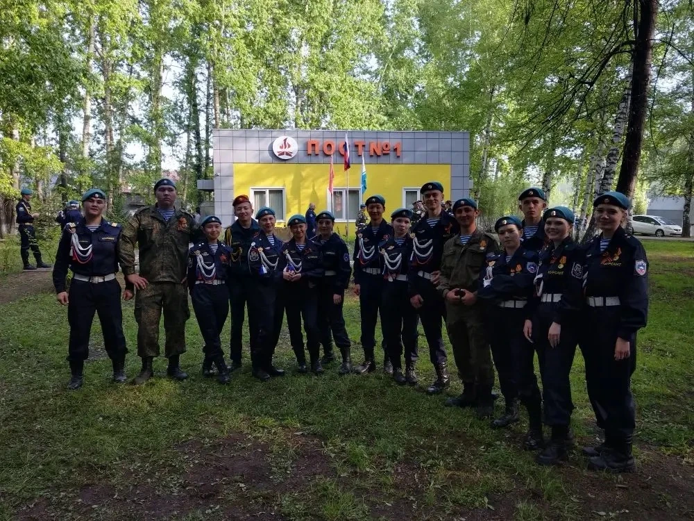 Сотрудники и студенты колледжа традиционно активно участвуют в праздновании Дня Победы. Делимся фото