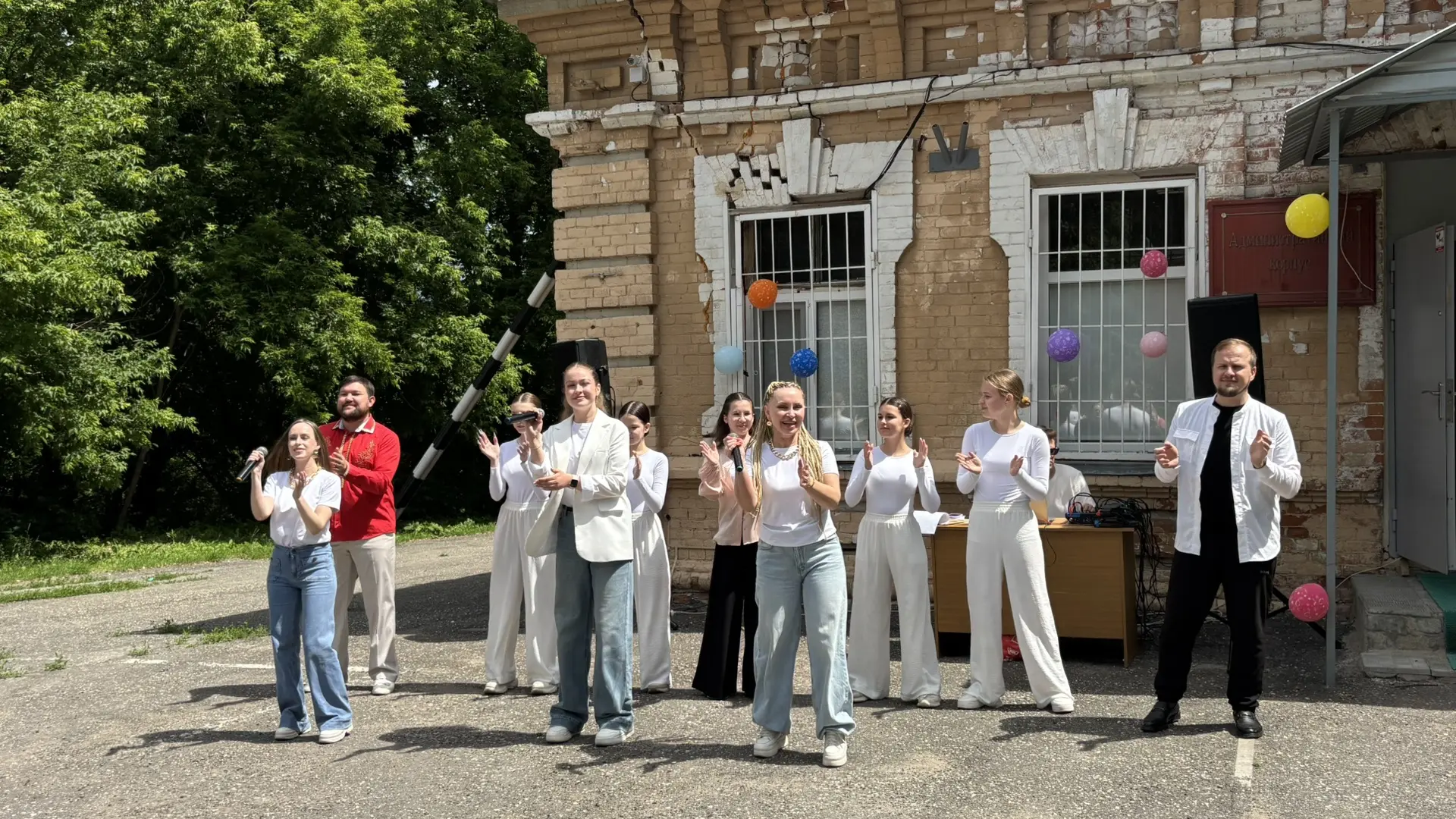☀️ Концертная программа «Здравствуй, солнце!» прошла в СОПБ Святой Софии

9 июня на свежем воздухе, 