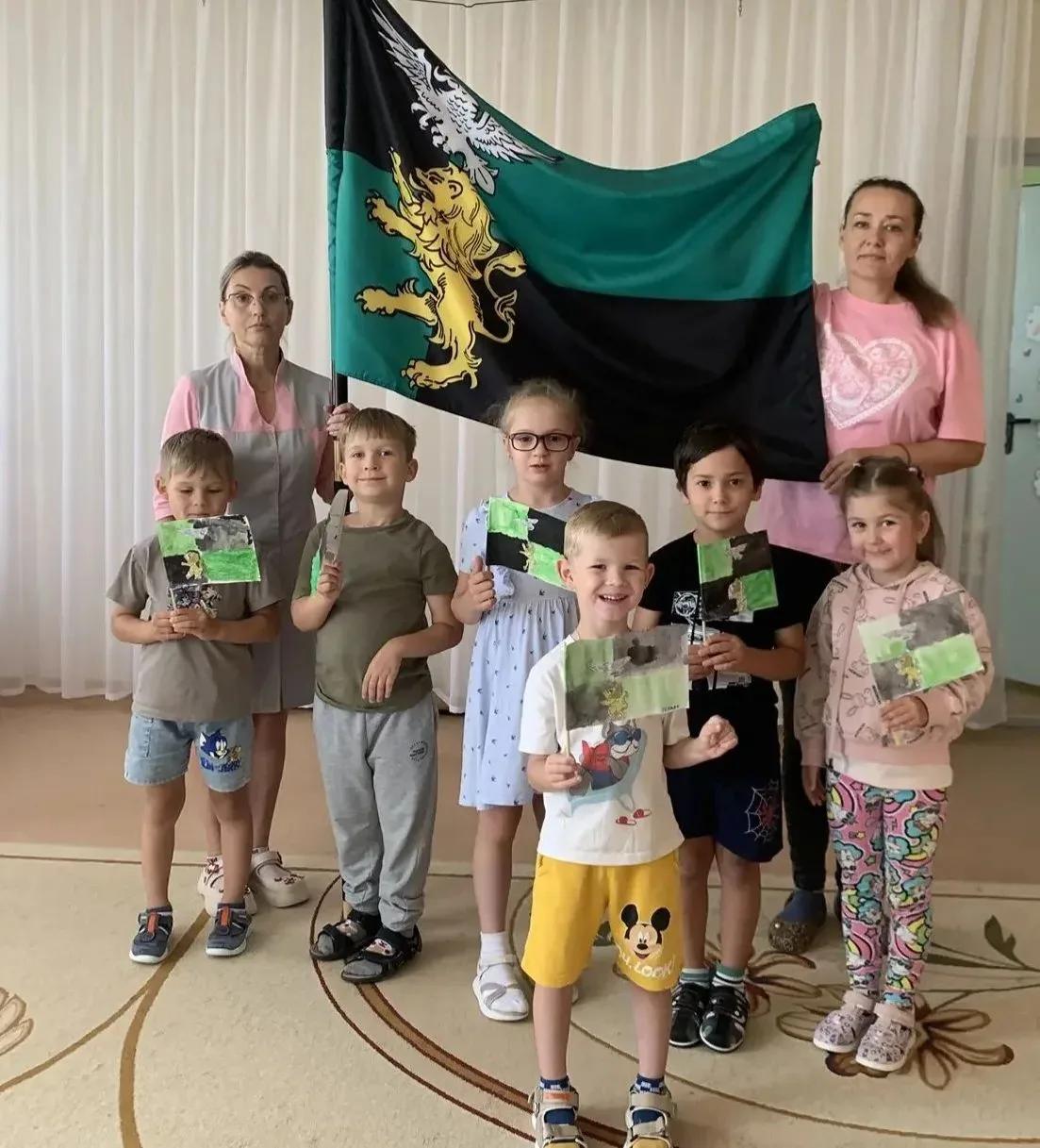 С днём рождения, моя малая Родина! 🎉

В группе  «Радуга» прошло тематическое занятия, посвящённое м
