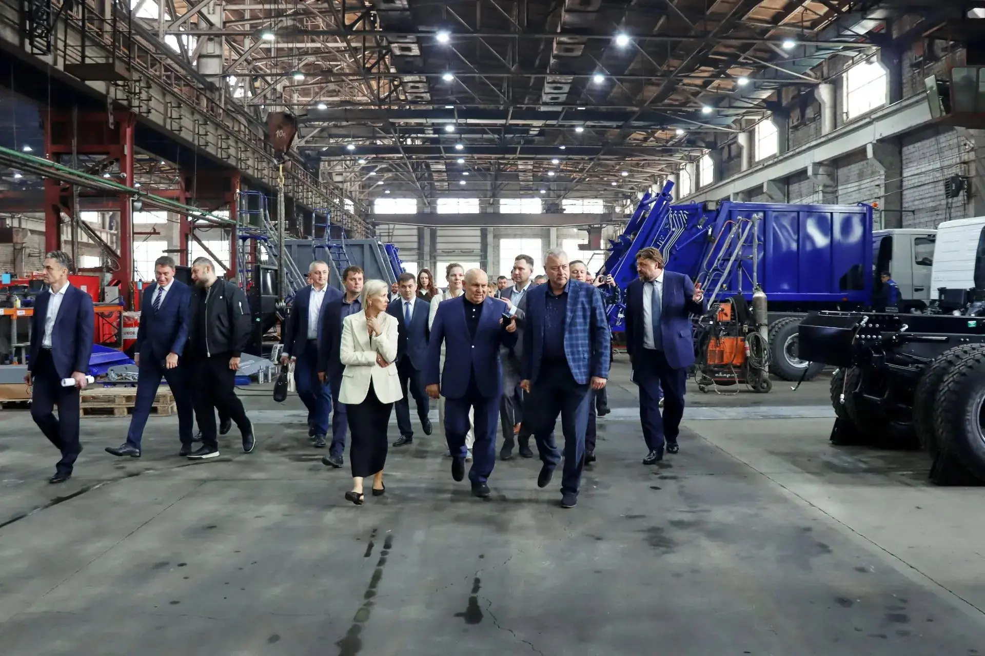🚛 Первую партию новых мусоровозов передадут регионам для испытаний в начале декабря