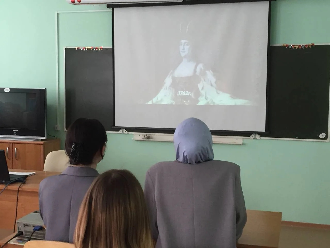 МЕЖДУНАРОДНЫЙ  ЖЕНСКИЙ  ДЕНЬ   📌8 марта отмечается Международный женский день, который является симв