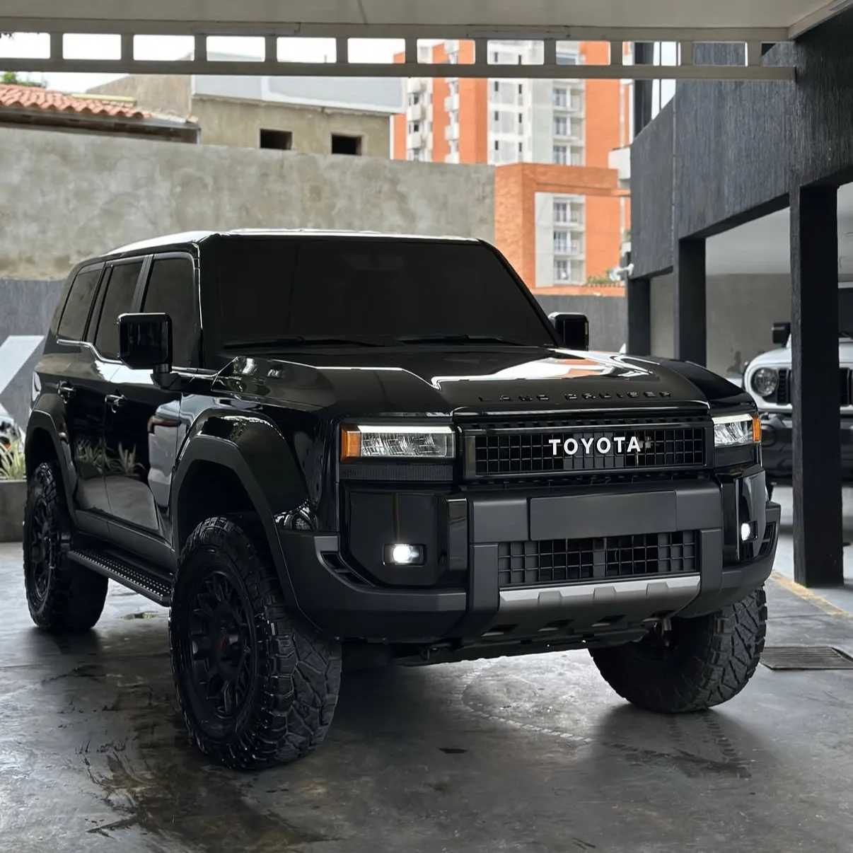 Toyota land cruiser prado