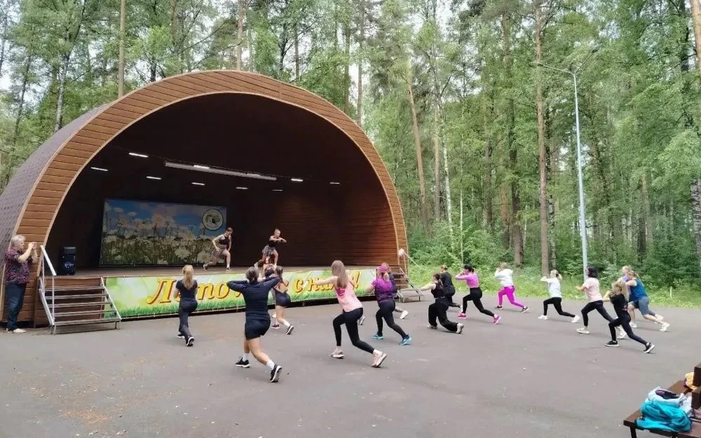 Афиша мероприятий в парках Костромы на 23 июня (вторник):
 
⚡️10:00
Разминка на свежем воздухе вмест