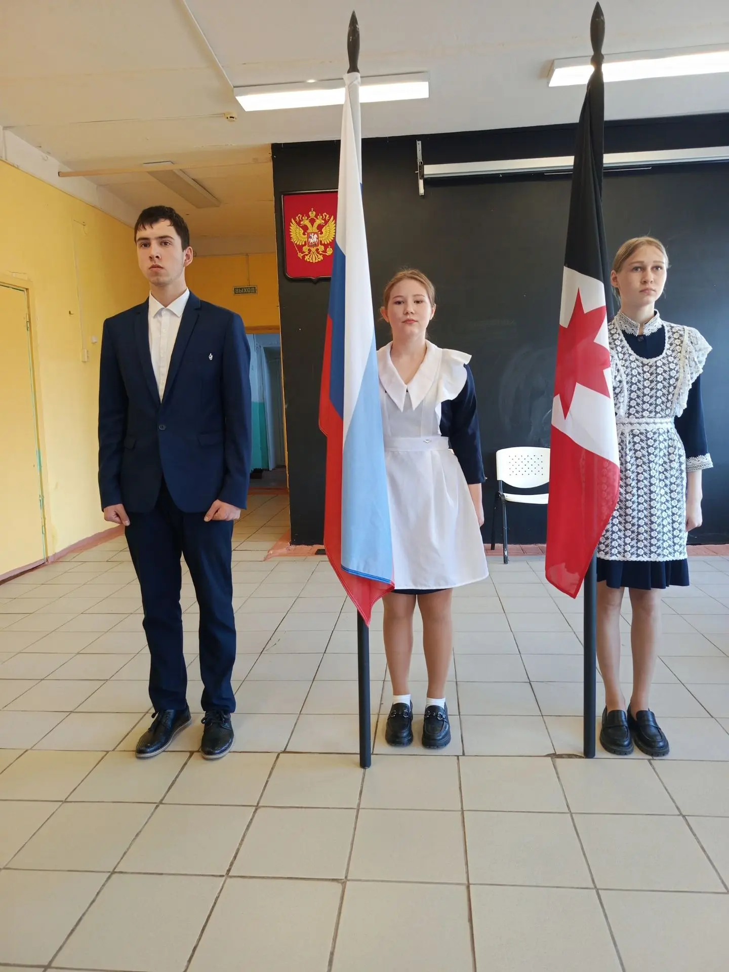 🇷🇺Сегодня честь вынести флаги предоставлена нашим баскетболисткам - призёрам районных...