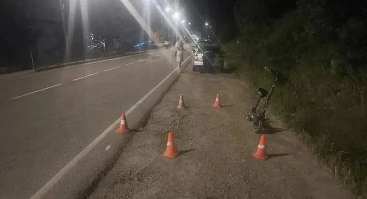 🛴 13-летний школьник пострадал после падения с электросамоката. 

Вечером 13 июня в Анапе на улице 