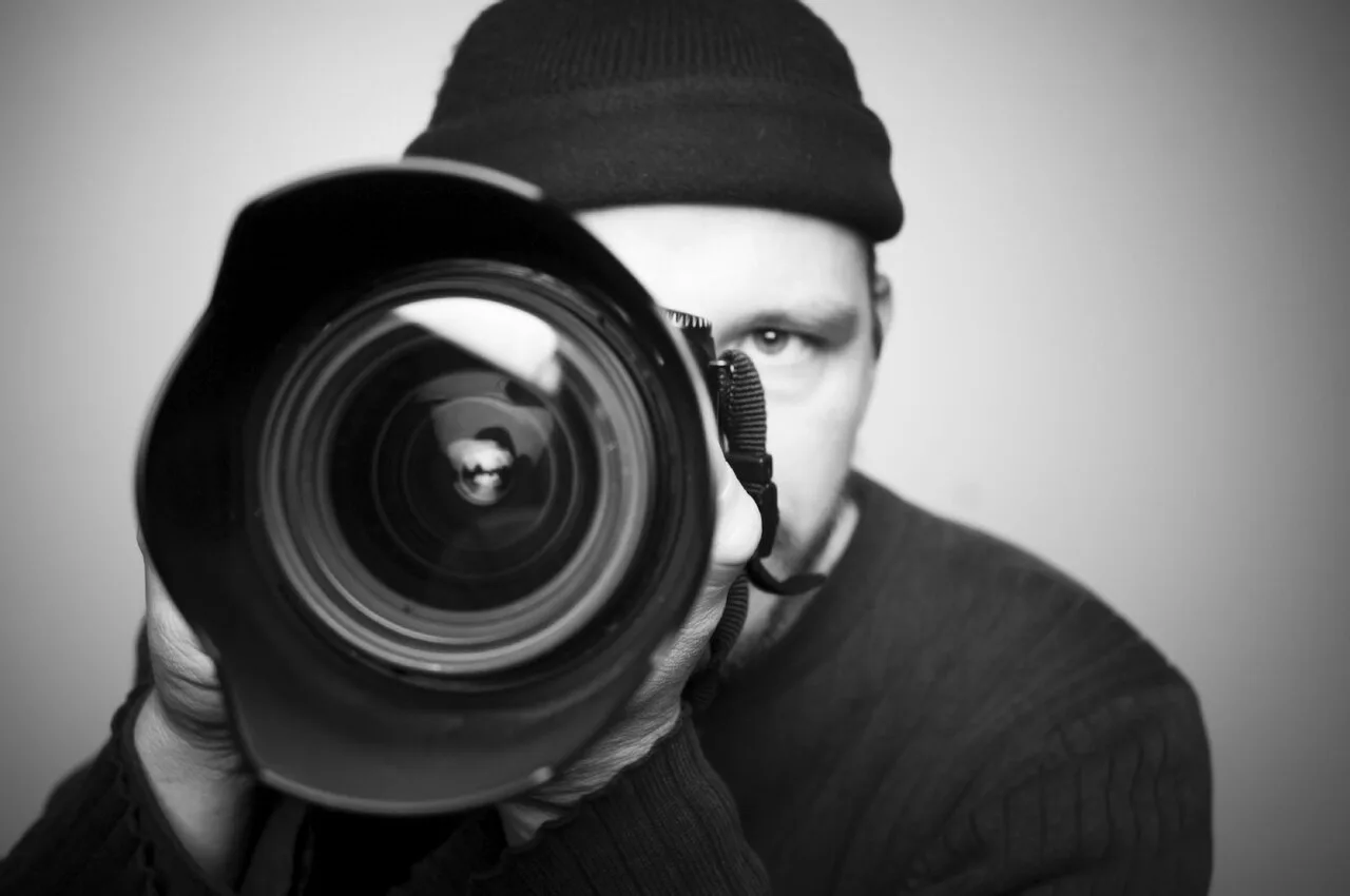 Здравствуйте. хочу провести фотосессию прогулка по городу, для души (бесплатно).Буду ис...