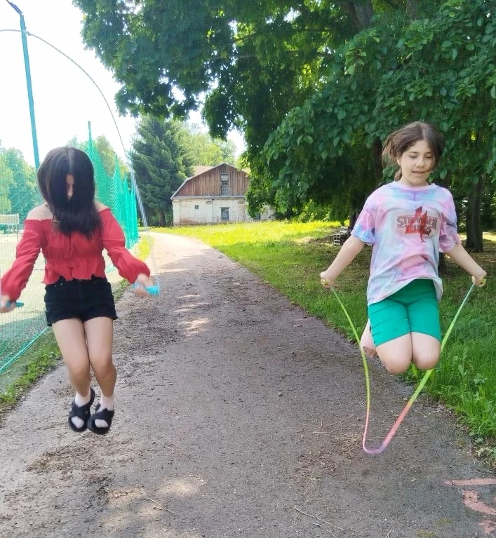 ☀️ «Лето — маленькая жизнь»… И в лагере «Единство» она проходит активно!

Сегодня провели занятие на
