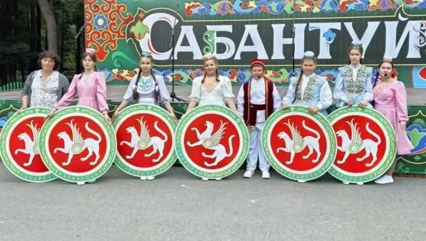 13 июня 2026 года вокальный ансамбль "Шатлык нуры" (рук.Н.Н.Тазетдинова)  и хореографический коллект