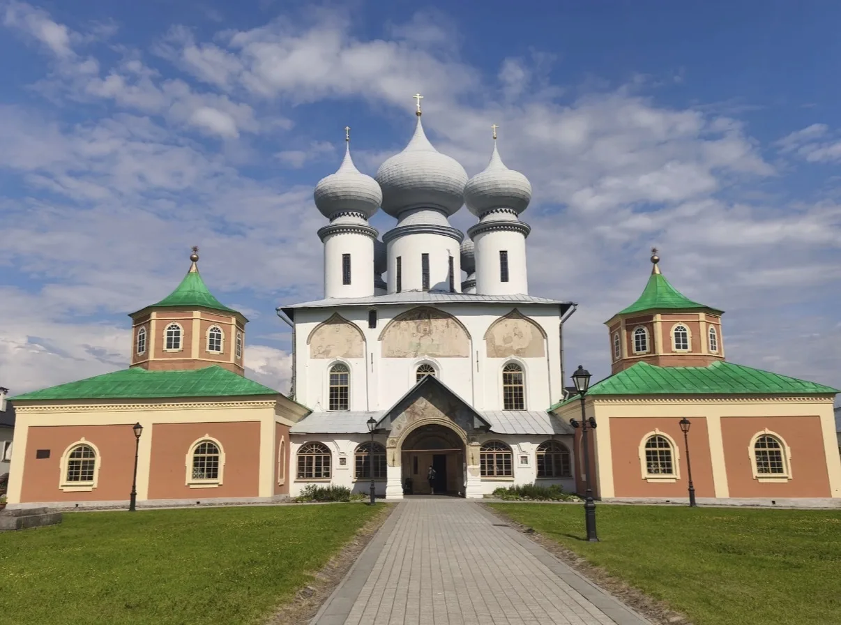 📍Тихвин

📸 Ольга Машковцева

Дежурный по Ленобласти в TG | Max | ВК