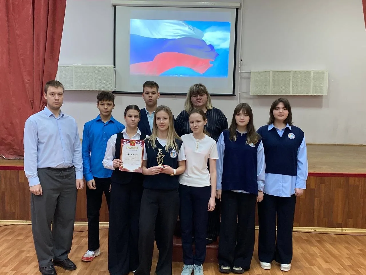 ✨ Эко-герои получили награды!  Наша большая школьная эко-акция завершена! Мы рады, что так много реб