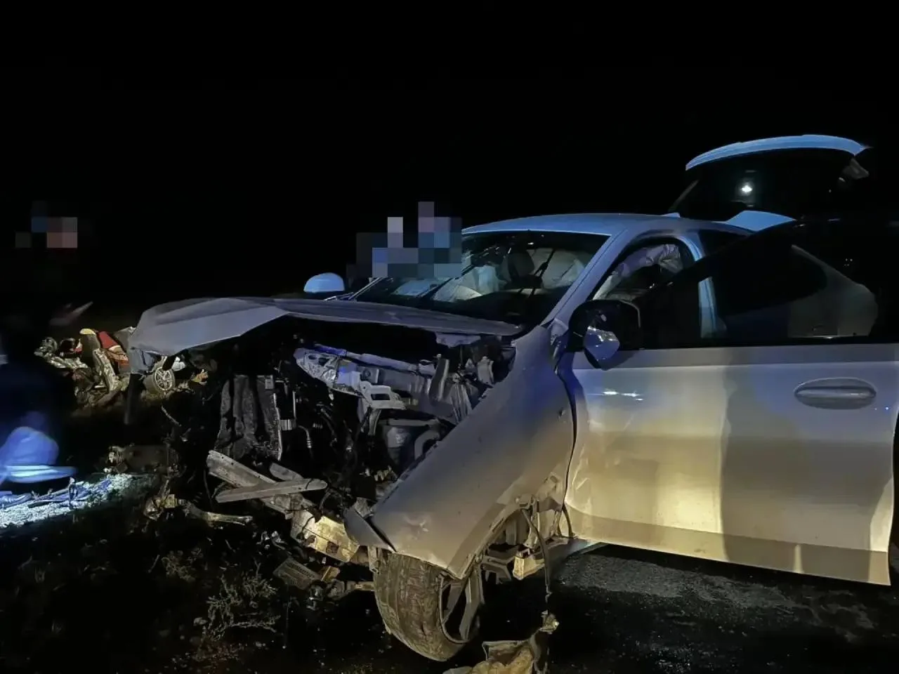 Четыре человека погибли в страшной аварии под Новоалександровском. Среди жертв — малень...