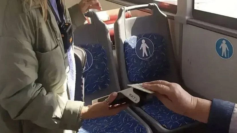 🚌 Сто «зайцев»: в транспорте Саратова ловят безбилетников