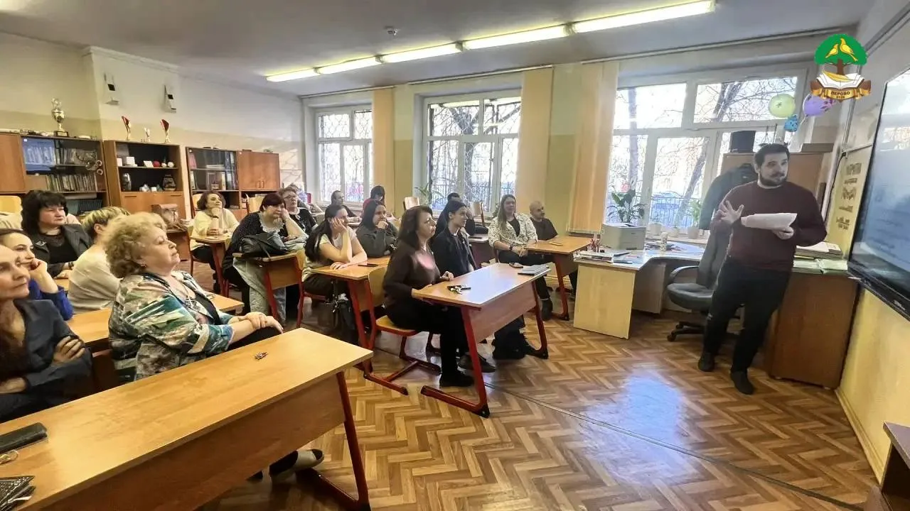 🧑🏫 Готовимся к экзаменам по-взрослому: не только дети, но и педагоги!  В понедельник в нашей школе п