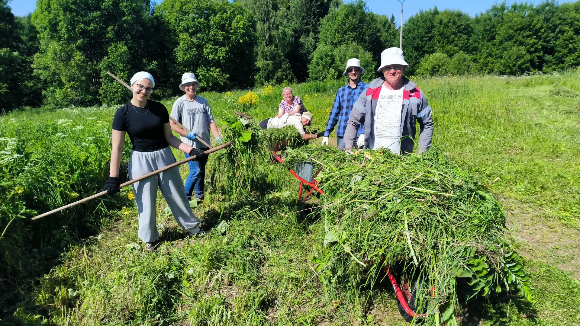 В Христофоровой пустыни высадился «Культурный северный десант»

Выходной день коряжемские волонтёры 