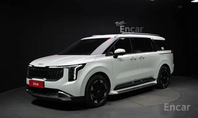 KIA Carnival Signature