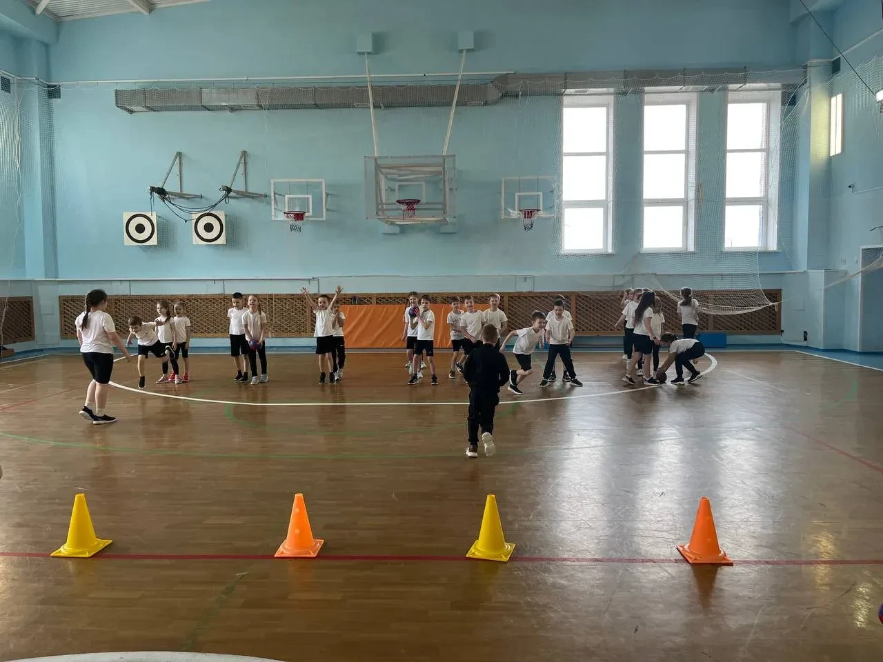 Сегодня — Всемирный день здоровья и спорта! 🏃‍♂🍎В честь этого праздника для наших самых маленьких че