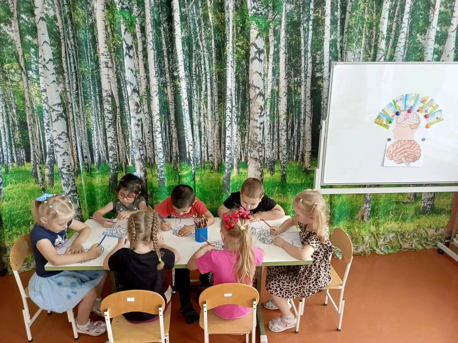 🌍🧠 22 июля — Всемирный день мозга!

  Сегодня наши воспитанники познакомились с удивительным миром