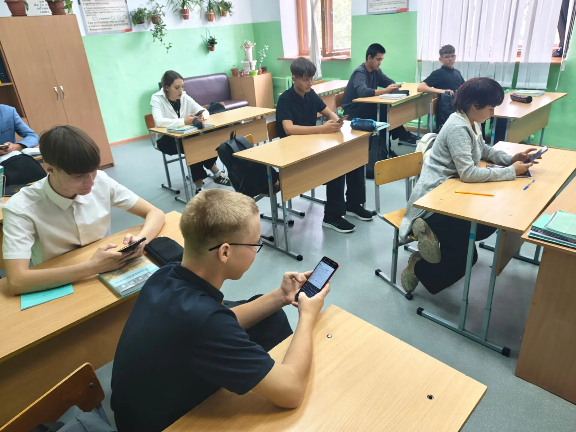 📚 Всероссийский диктант «Россия – дом народов» в нашей школе! 🇷🇺
