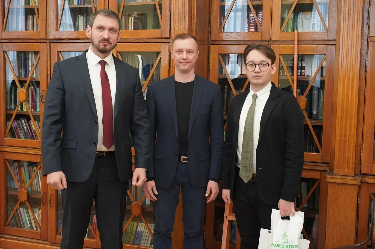💎 Наши учителя  📍 Ленинский проспект, 34А  🏆 Наш учитель химии Кирилл Сергеевич Козлов стал лауреато