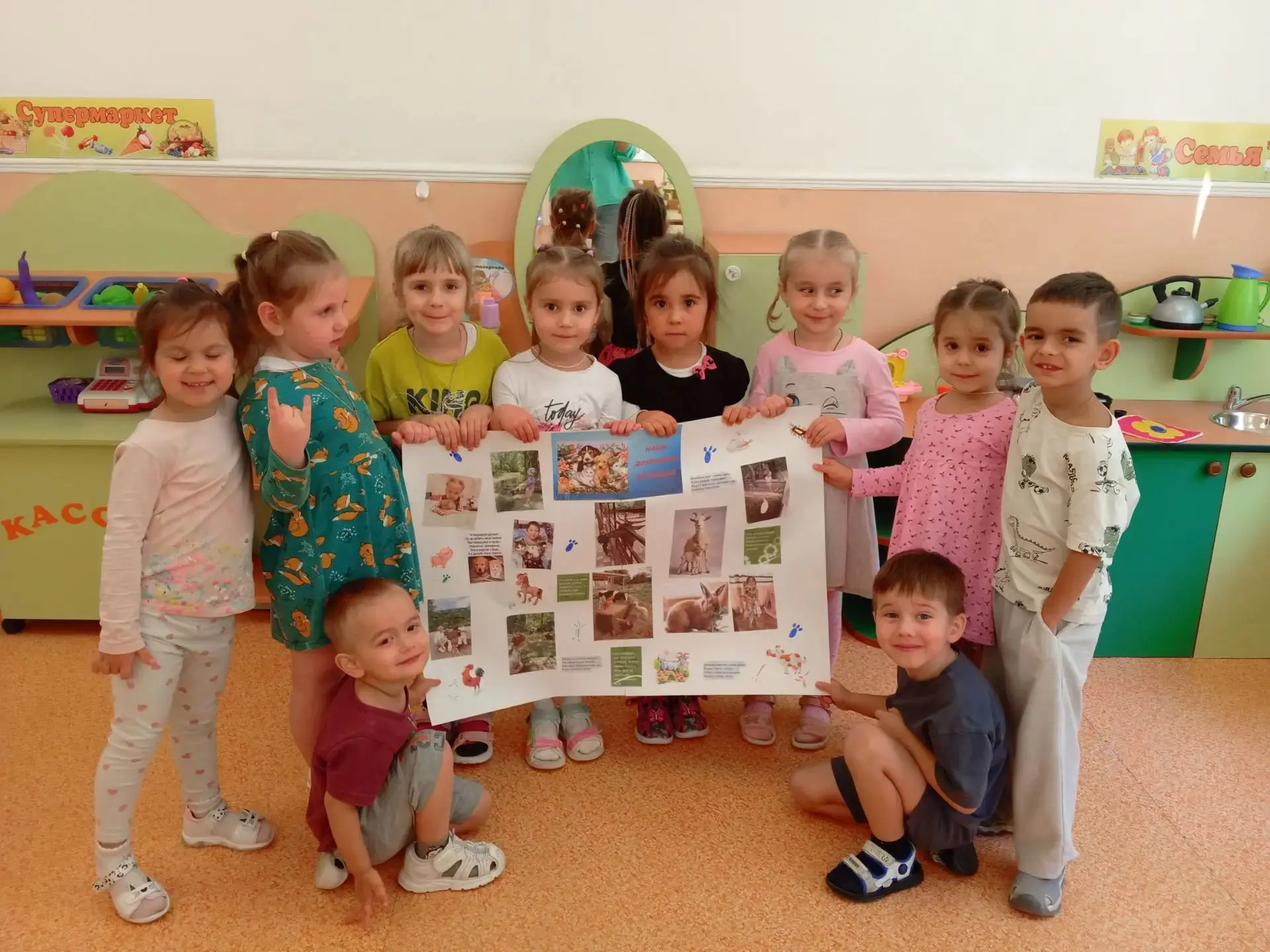 Сегодня в средней группе №3 с детьми было  проведено итоговое занятие по теме недели: "...