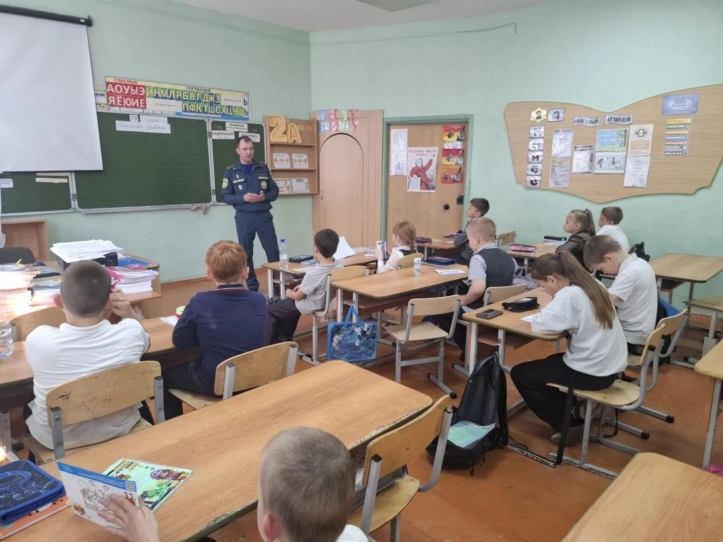 🚒 Урок безопасности для 2 «А» класса!
