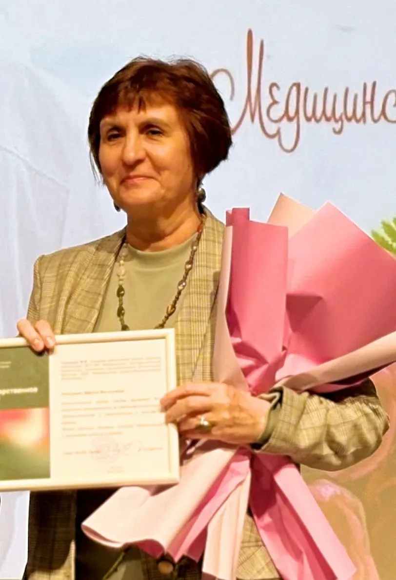 💐 Свой юбилей отметила старшая медицинская сестра дневного стационара МСЧ №3 Тимаева Марина Василье