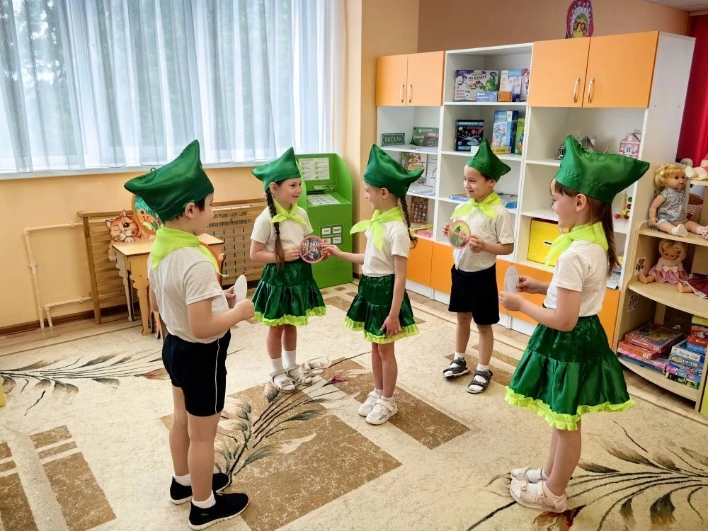 В детском саду прошло мероприятие «Мусор правильно соберём — и планету сбережём!»☘️