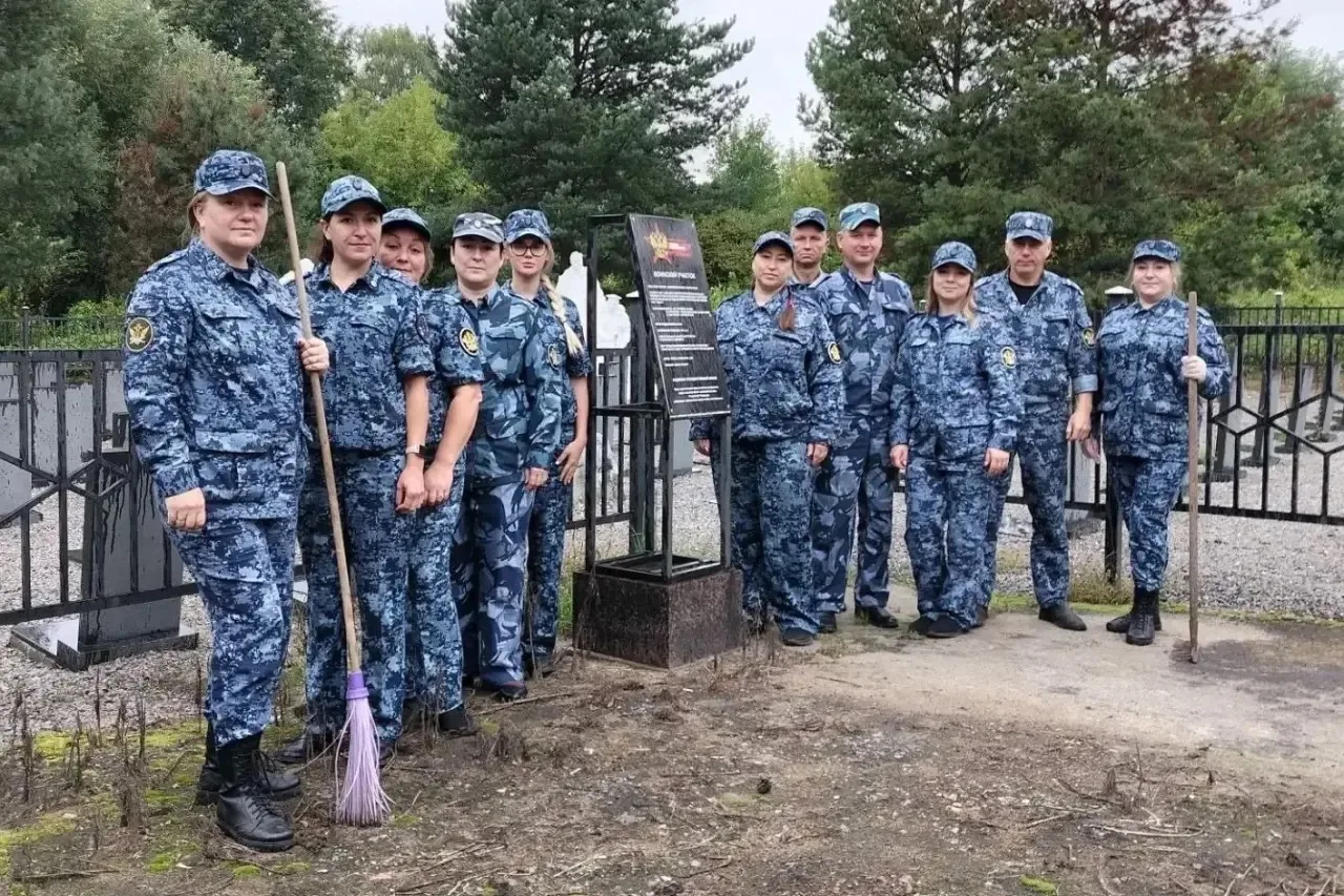 Сотрудники рыбинского следственного изолятора посетили места захоронения ВОВ