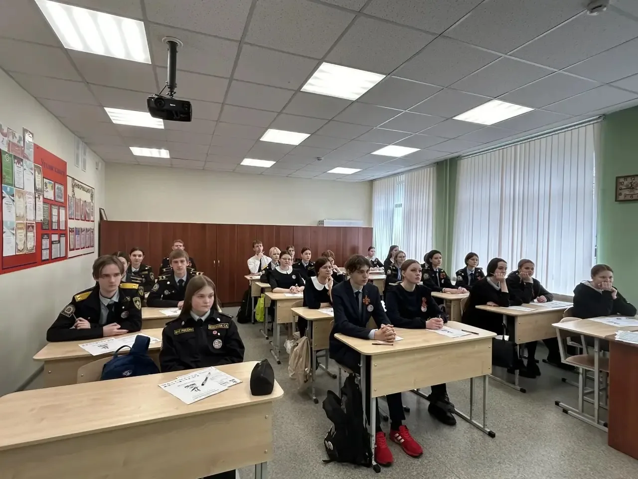 Сегодня состоялась международная историческая акция «Диктант Победы». Масштабное тестирование на зна