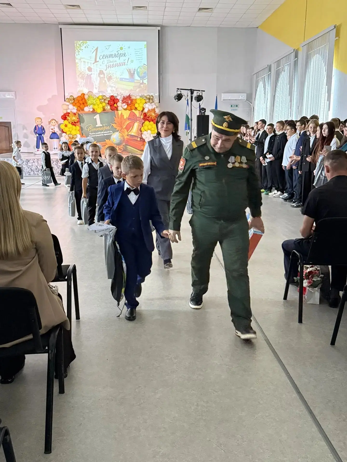 1 сентября, в нашей школе состоялась торжественная линейка, посвящённая Дню знаний и на...