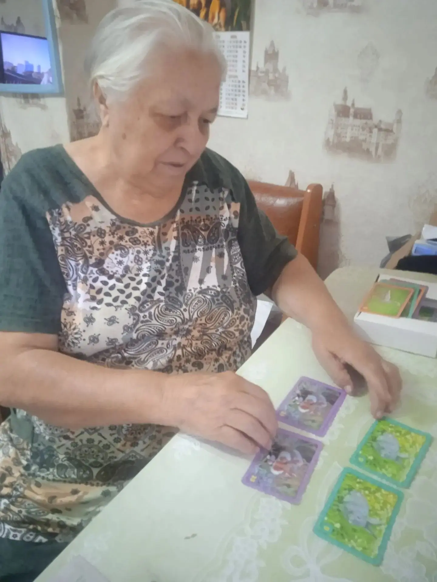 👉 Тренируем память — и просто радуемся общению!