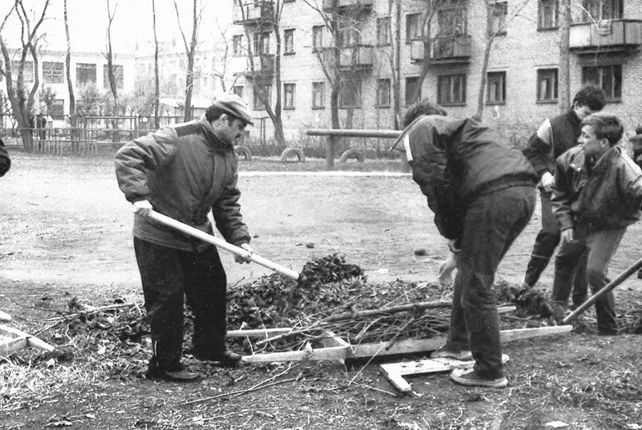 🤫 «Директор школы мечтал стать автогонщиком? Да, это не шутка!»