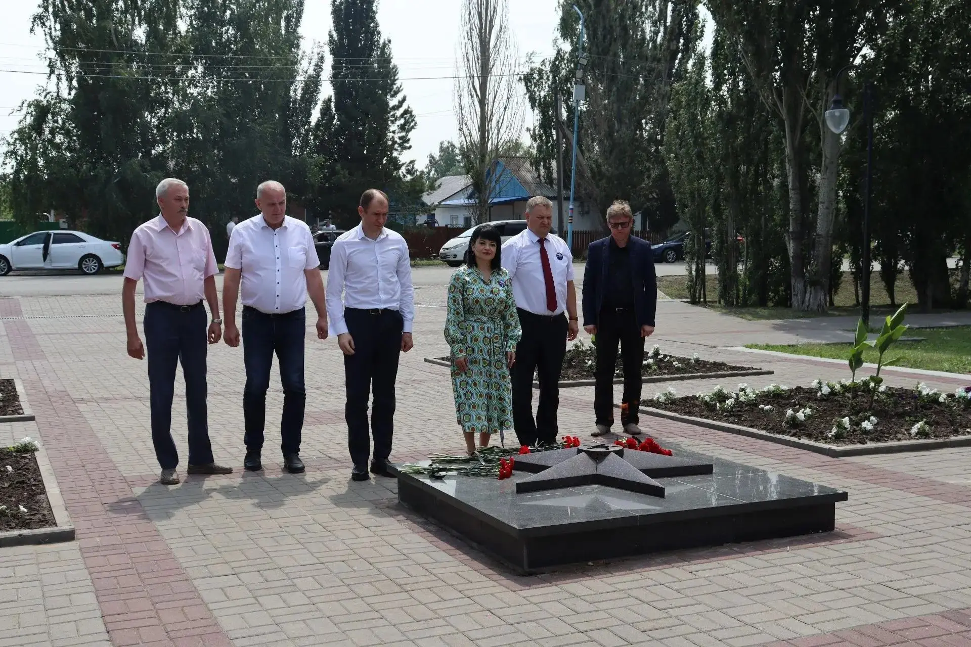 В рамках рабочей поездки в Русско-Полянский район, представители «Команды президента» совершили визи