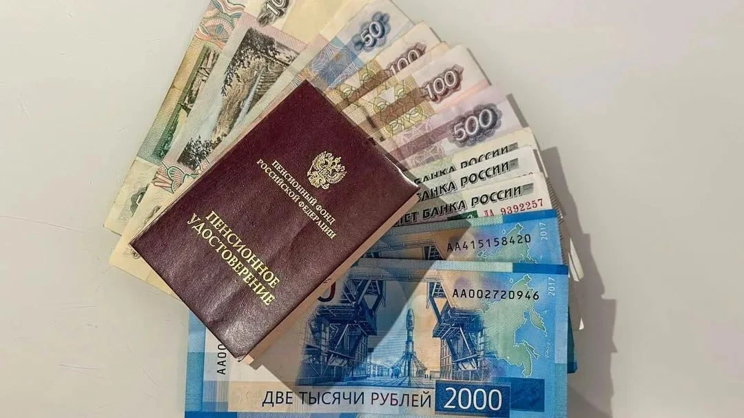 Летчики-испытатели получают в среднем ₽168 тыс.: кто имеет право на выплаты

11 июня. / РЕГИОНЫ /. С