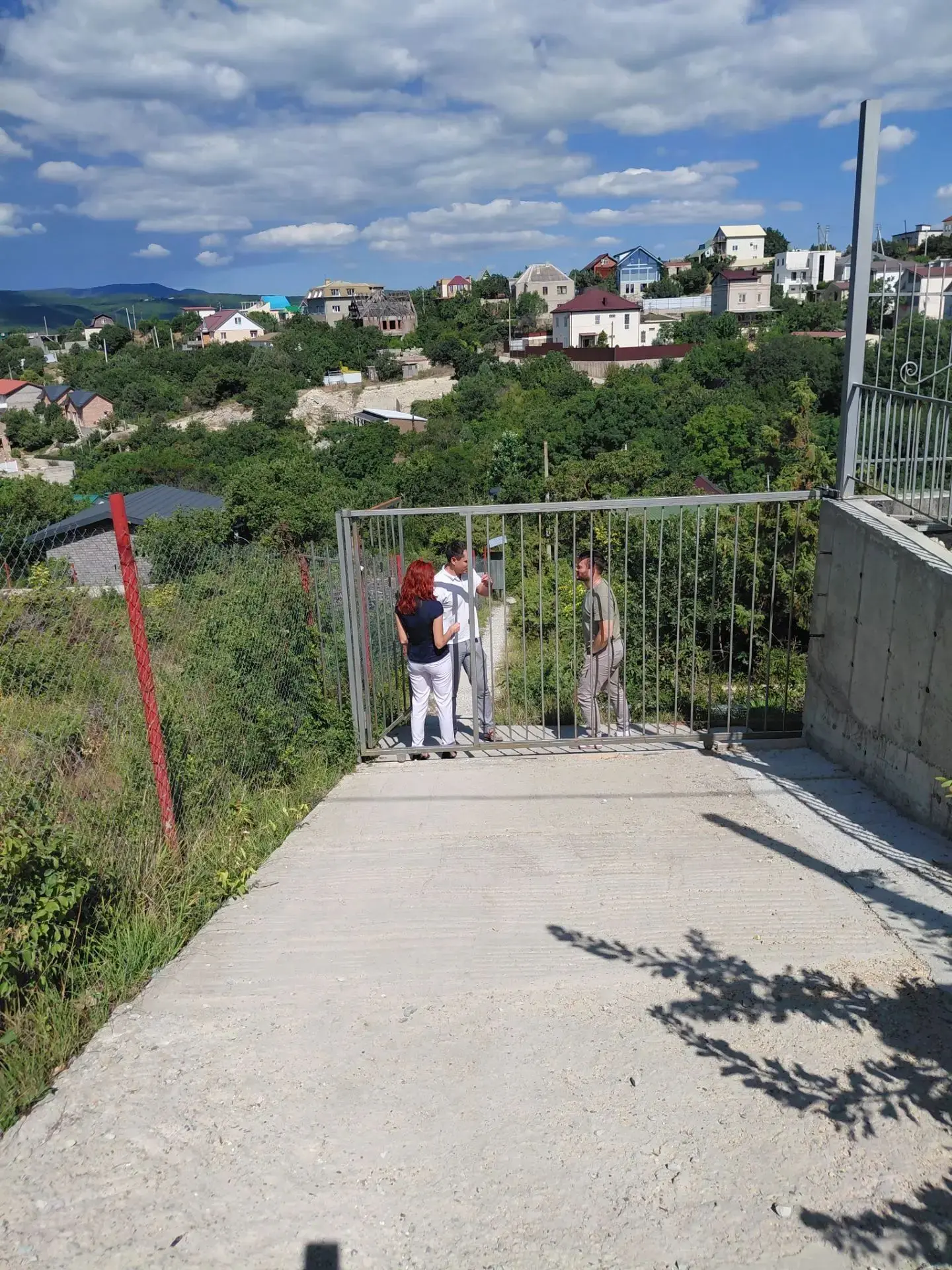 Продолжаются мониторинговые мероприятия, направленные на легализацию гостевых домов в Новороссийске
