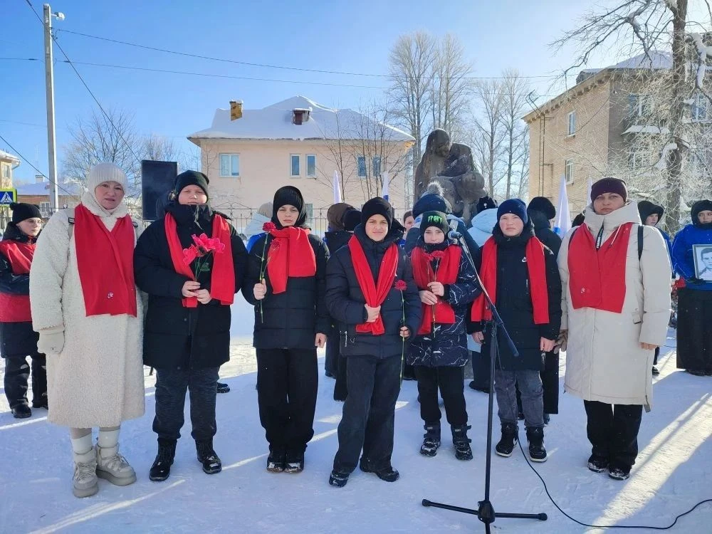 15 февраля в Пикалево прошло торжественно-траурное мероприятие «Чтобы не забыть – надо знать и помни