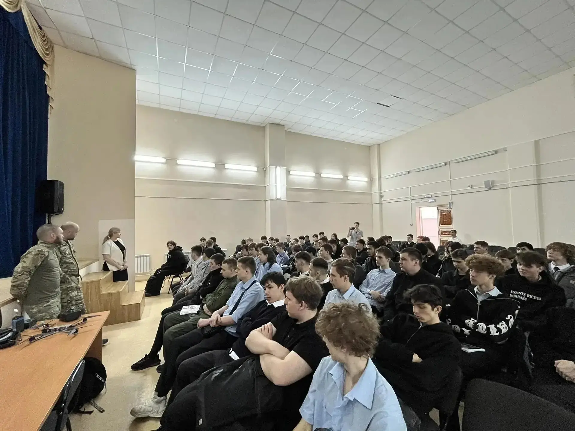🇷🇺 Депутат Максим Траханов рассказал студентам ХТТТ о современных возможностях в сфер...