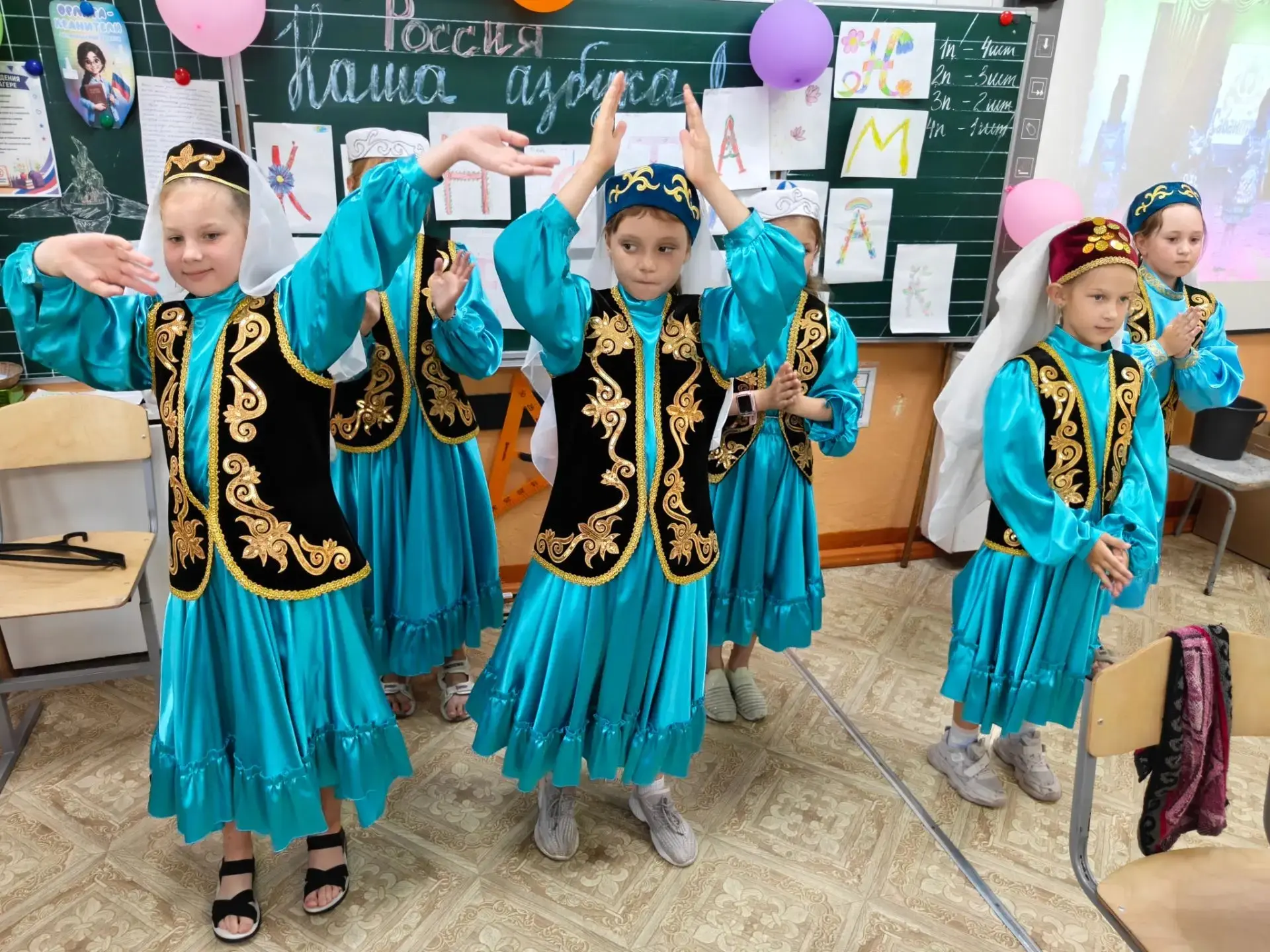 🌿 ДВЕНАДЦАТЫЙ ДЕНЬ ЛАГЕРЯ «ОРЛЯТСКИЙ КРУГ»!
День природы, добра и заботы о родном крае! 🌳💚

Двена