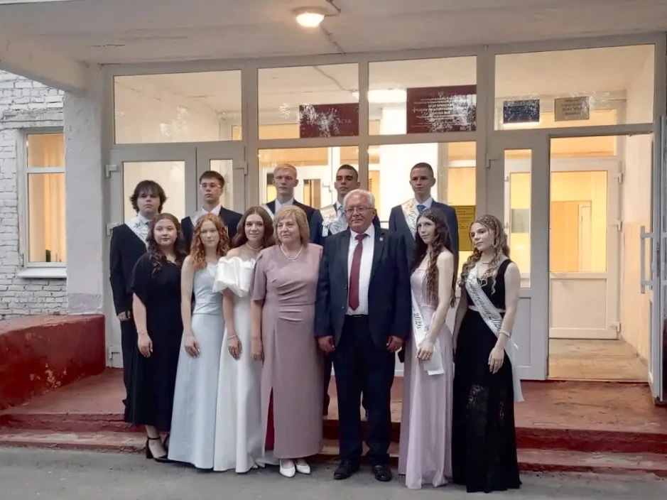 Дорогие выпускники, наши одиннадцатиклассники!