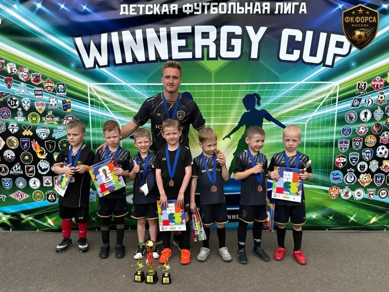 Серебро «ФОРСЫ» на Winnergy Cup 2026! 🏆  Мы знаем, что в нашей школе растут настоящие чемпионы. И во
