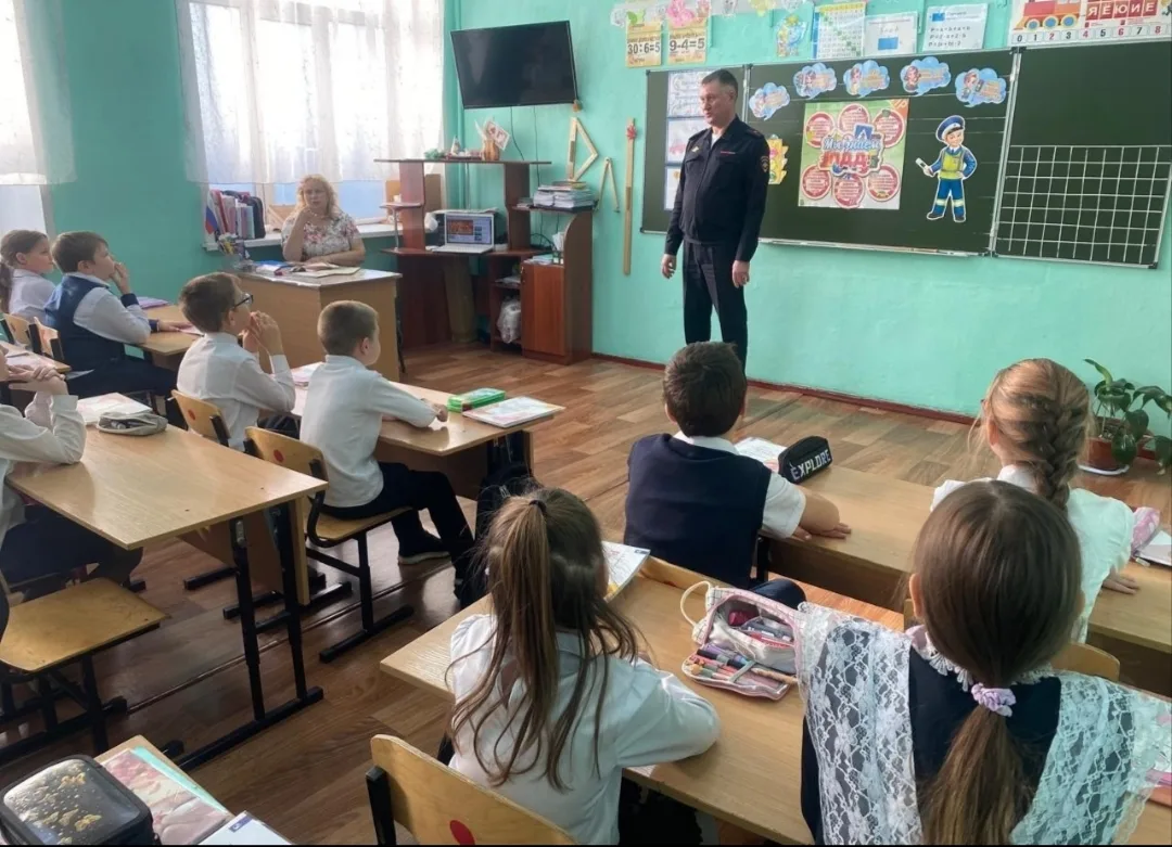 📢 Информационно - пропагандистское мероприятие  «Без прав ты не прав!»  направлено  на  предупрежден