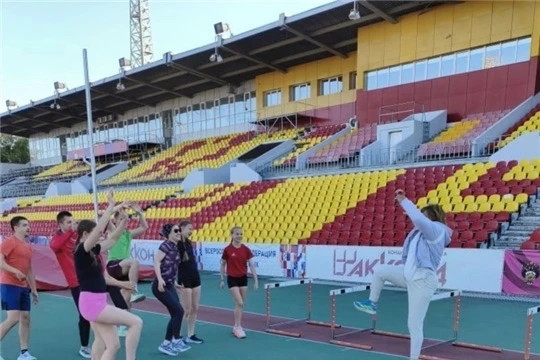 На стадионе "Олимпийский" прошёл мастер-класс по прыжкам в высоту
 На стадионе "Олимпийский" прошёл 