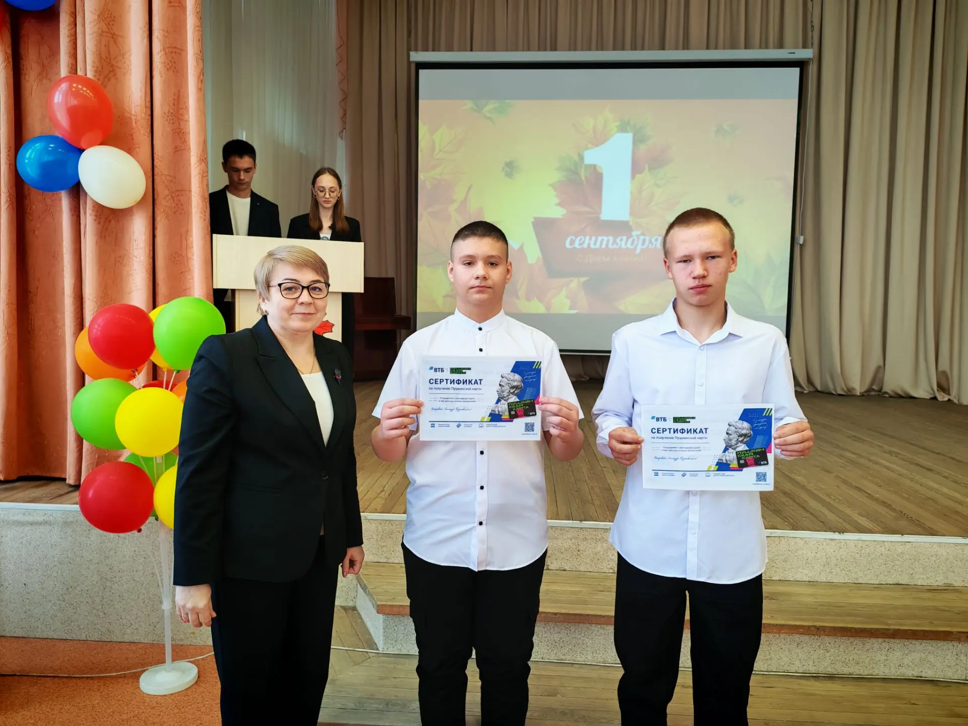 5 лет проекту — тысячи впечатлений! 🎭🖼️