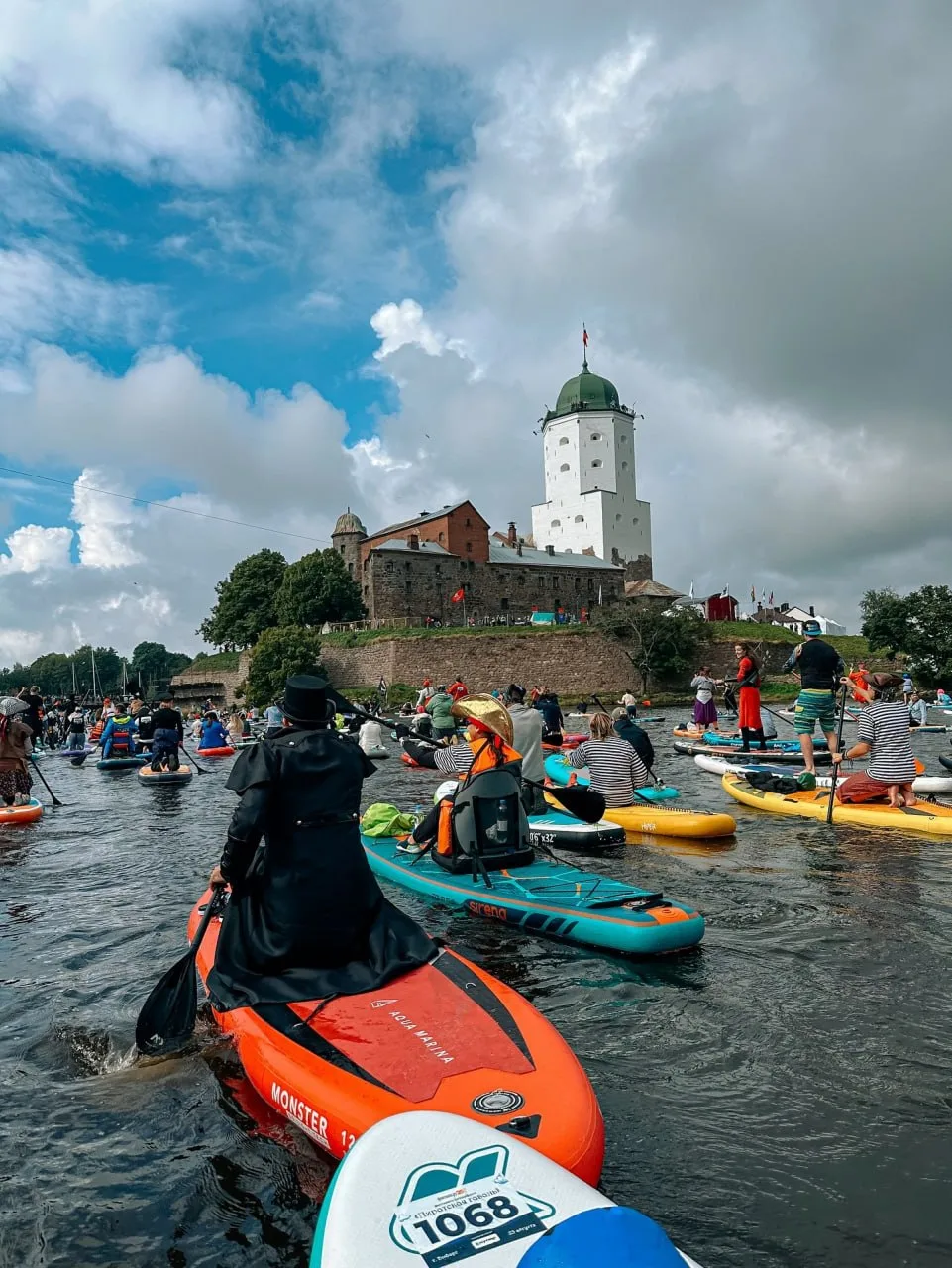 Пираты на сапах захватят Выборг 🏴‍☠️🌊
