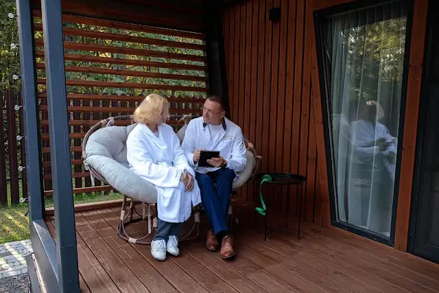 😄 «Я прописал пациентке смех. Она решила, что я сошёл с ума»